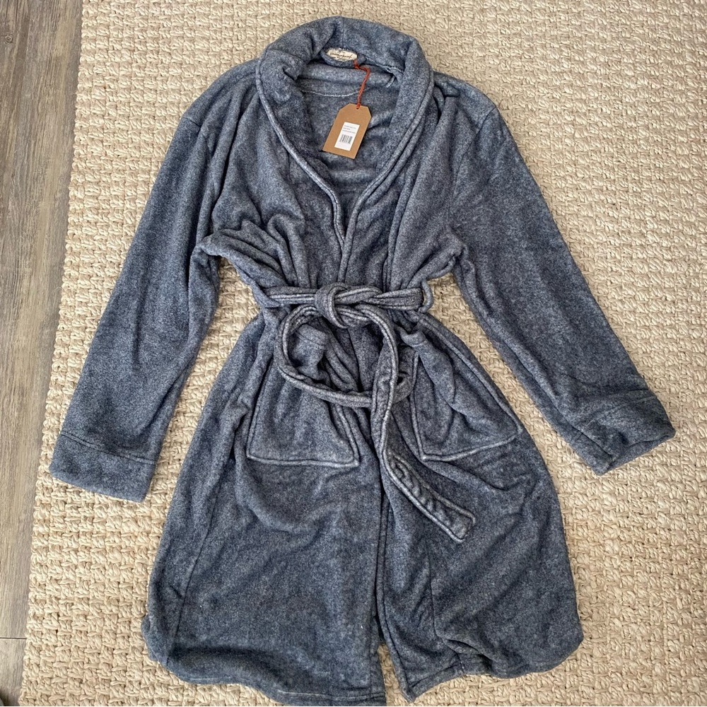 NWT Gray Robe WeatherProof Vintage Loungewear